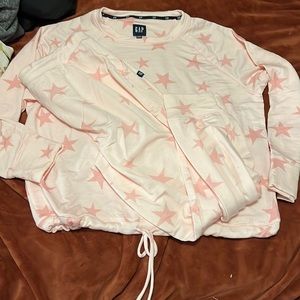 Gap sweatsuit